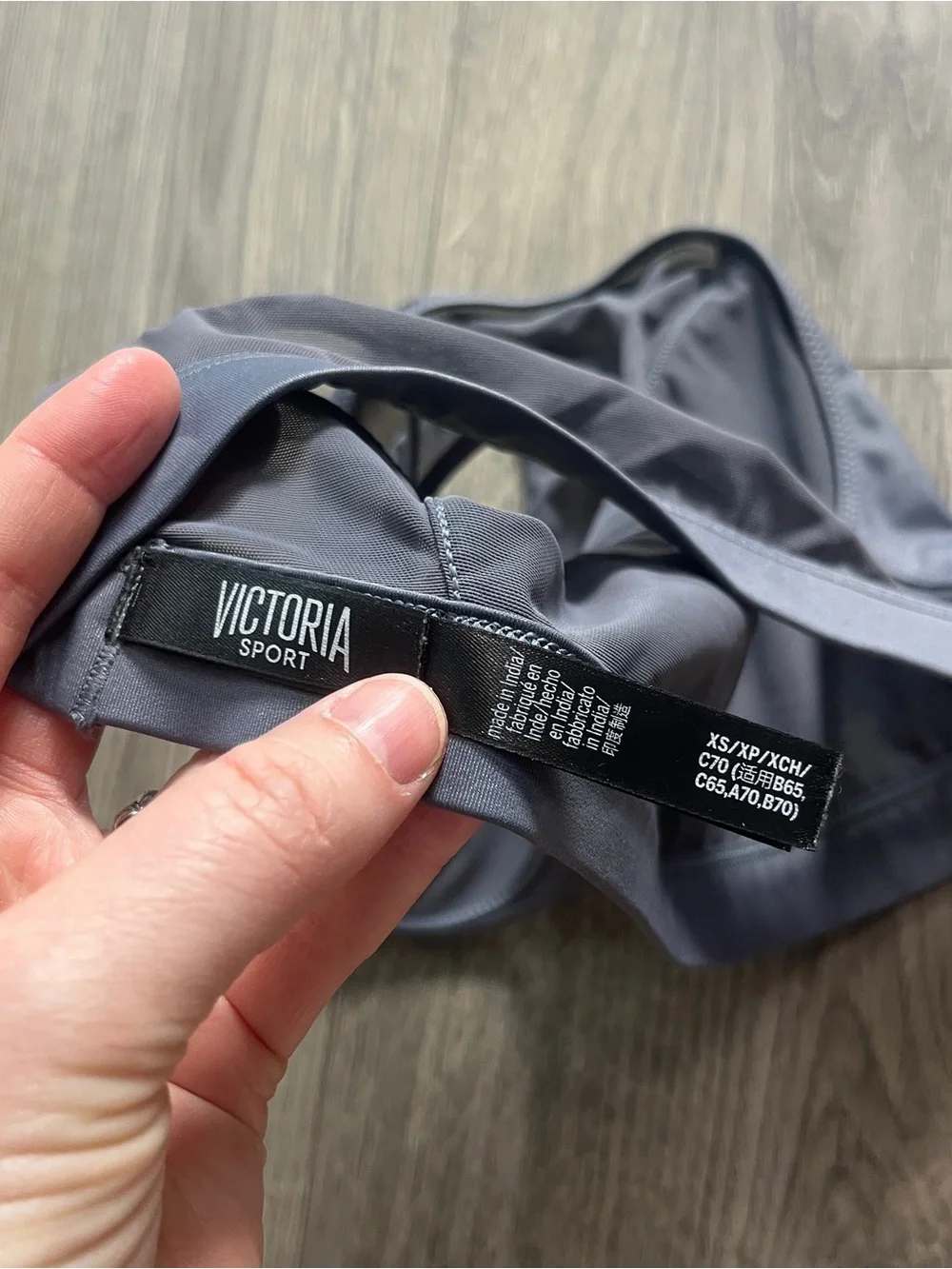 Victoria’s Secret Womens High Neck Mesh Panel Sports Bra Gray Size XS